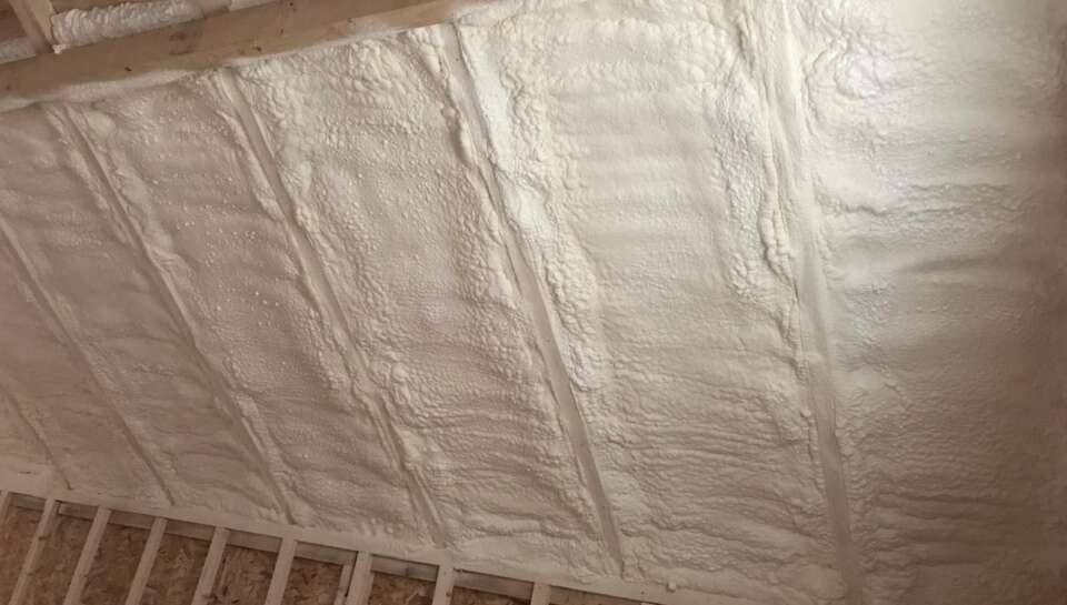 izolatie-spuma-poliuretanica